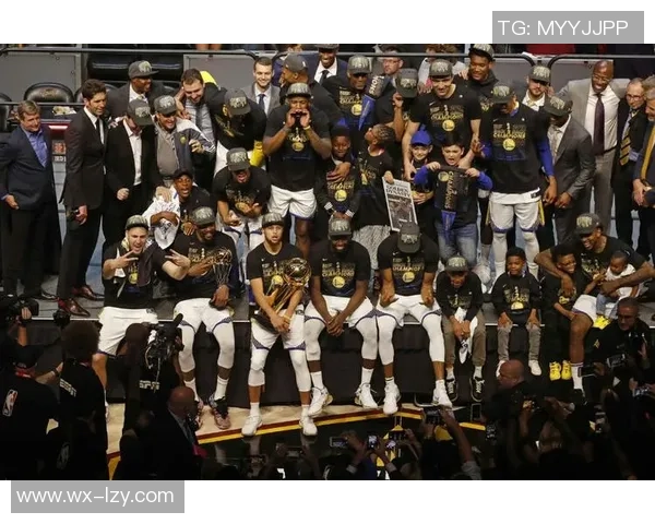 2016年NBA总决赛第七场骑士逆转勇士精彩录像回顾与分析