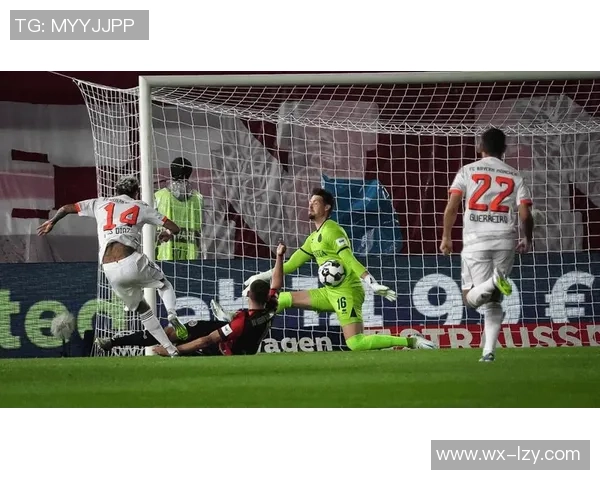 拜仁vs葡萄牙体育：凯恩、奥利塞、卡尔首发，阿方索候补